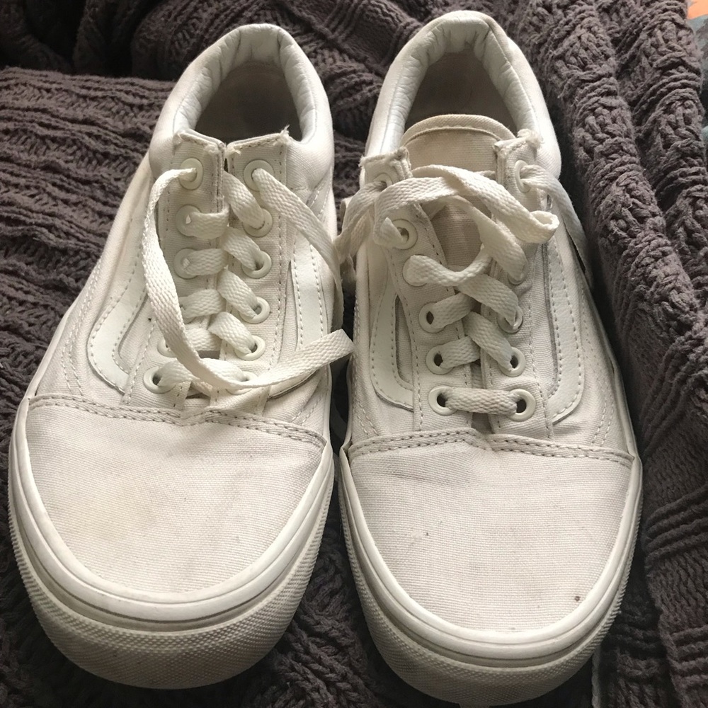 White Vans Classic
